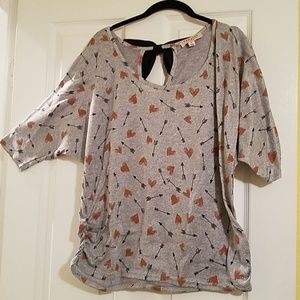 Gray top with black bow